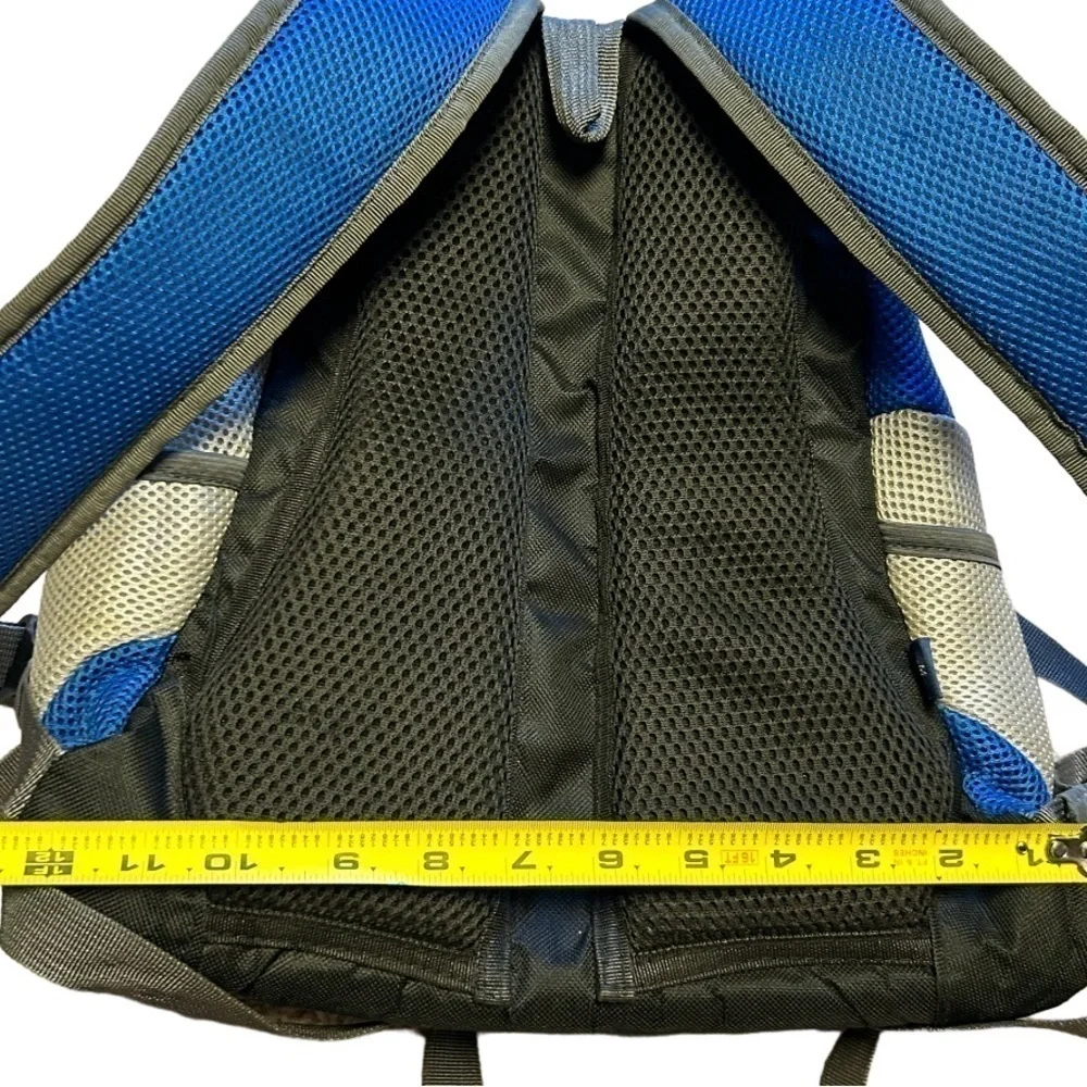SMALL PET CARRIER BACKPACK BLUE SILVER MESH + WAIST STRAP